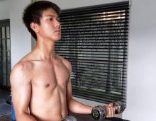 Lebih Berotot, Iqbaal Terlihat Seksi?
