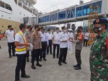 Menhub Tinjau Protokol Kesehatan di Kapal Pelni Tujuan Batam