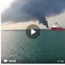 Video: Tangki Minyak Shell di Singapura Diduga Terbakar