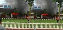 Massa tak Terkendali, Mobil Dinas Gubernur Kaltara dan Wakapolda Juga Dirusak