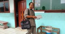 Kesabaran Guru yang Ditantang Siswa Berbuah Hadiah Umrah