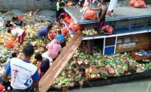 KM Usaha Bersama Karam saat Ditinggal ABK Tunaikan Salat