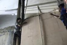 Pencuri Tiba-tiba Muncul Bak Spiderman Kejutkan Warga Windsor