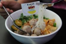 Gurihnya Bakso Wow dengan Kaldu Tulang Sumsum
