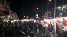 Bazar Ramadan Puan Maimun Diserbu Warga