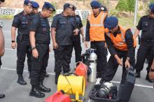 Jelang Tahun Baru, Brimob Polda Kepri Cek Kesiapan Peralatan SAR
