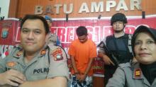 Pria Pengangguran Gondol Ponsel Usai Gagal Perkosa Tetangga Kos