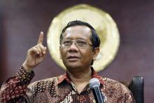 Mahfud Md: RI Butuh Jutaan APD untuk Tangani Corona