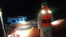 Basarnas Selamatkan Dua Nelayan Natuna yang Terjebak di Laut