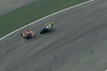Bos Honda: Rossi Sengaja Tendang Marquez!