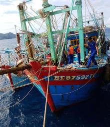 Polda Kepri Tangkap 5 Kapal Asing Berbendera Vietnam di Natuna