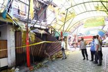 Kebakaran di Pasar Malam Karimun Hanguskan Sembilan Toko