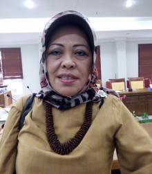 Suhartini Bingung Ditanya soal Reklamasi di Batam