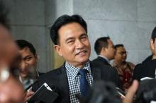 Yusril Tertawa Tanggapi Tuntutan BW hingga Denny Indrayana