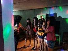 Polisi Geledah Kamar-kamar Hiburan Malam di Bintan, Ini Temuannya