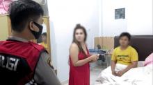 Disasar Tim Razia, Pasangan Mesum Ngaku Tante dan Ponakan