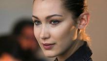 Bella Hadid Bicara Kehidupannya Sebagai Muslim di Amerika  