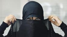 Bercadar, Dosen di Bukittinggi Dipecat
