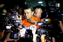 Gubernur Gatot dan Istri Ngotot Tak Bersalah