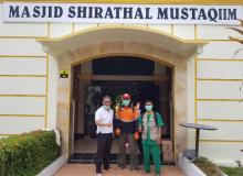 Cegah Covid-19, Rumah Sehat BAZNAS Desinfeksi Masjid Shirathal Mustaqiim Batam Center