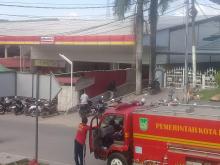 Kebakaran Persis di Belakang Toko, Karyawan Alfamart: Kami Cuma Bisa Berdoa