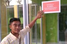 CV Bunda Melayu Segel Bangunan Rawat Inap RSEM Lingga, Ada Apa?