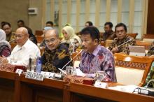 Maju di Pilkada Kepri atau Pilkada Batam? Ini Kata Rudi