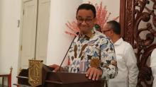 Pelebaran Trotoar Dianggap Rugikan Pengendara, Anies: Mau Nyaman Naik Umum