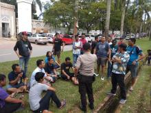 Sopir Taksi Online vs Taksi Pangkalan Ribut di Pelabuhan Batam Center