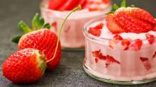 Resep Puding Stroberi Yogurt Super Segar dan Enak