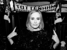 Adele Resmi Cerai dengan Harta Gono-Gini Rp 2,7 T