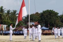 Camat Senayang Punya Cara Unik Dukung Paskibraka Nasional Asal Lingga di Istana Negara