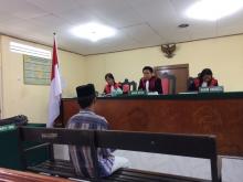 Menolak Berhubungan Intim, Bujang Gosok Anak Tiri Pakai Setrikaan