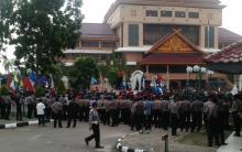 Seluruh Perwira Polda Turun Gunung Kawal Demo Buruh