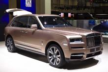Mobil Mewah Rolls-Royce Cullinan Dipasarkan di Batam, Ini Harganya