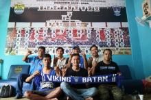 Belajar dari Viking Batam, Tak Hanya Gila Bola tapi Juga Peduli Sosial