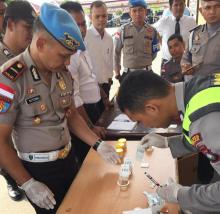 Antisipasi Polisi Terlibat Narkoba, Personel Polres Bintan Dicek Urine 