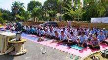 Ratusan Pegawai ATB Salat Minta Hujan