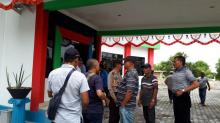 Dihina Petugas Pelabuhan, Sopir Taksi dan Tukang Ojek Protes Pelindo Karimun