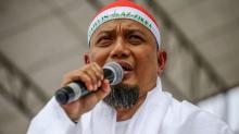 Jenazah Arifin Ilham Diperkirakan Tiba di Indonesia Pukul 15.00 WIB