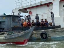 Tugboat Lansir BBM Ilegal Kepergok Patroli Bakamla