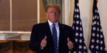 Donald Trump Sempat Punya Ide Keluar Rumah Sakit Pakai Kostum Superman