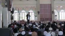 Tausyiah UAS di Masjid Agung Batam Disesaki Jamaah