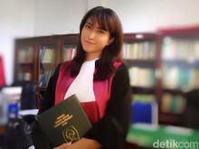 Berwajah Bening, Hakim di Sulawesi Ini Cantik Sekali