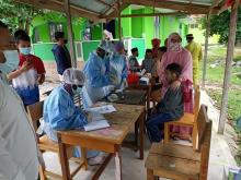 Rapid Test Anak-anak Peserta TC Tilawah Quran di MAN Ranai 8 Reaktif