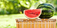 8 Tips Hindari Kekurangan Cairan Saat Puasa 