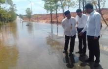 Yumasnur Targetkan Pengerjaan Jalan Selesai Desember 2016