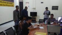Kesal Lihat Pesta Sabu Dalam Rumah, Seorang Istri di Karimun Laporkan Suami ke Polisi