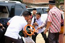 Menkopolhukam Wiranto dan Kapolsek Ditusuk Senjata Ninja
