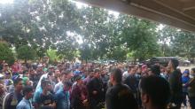 Meledak, Ratusan Satpol PP Pemko Batam Demo di Markas Sendiri